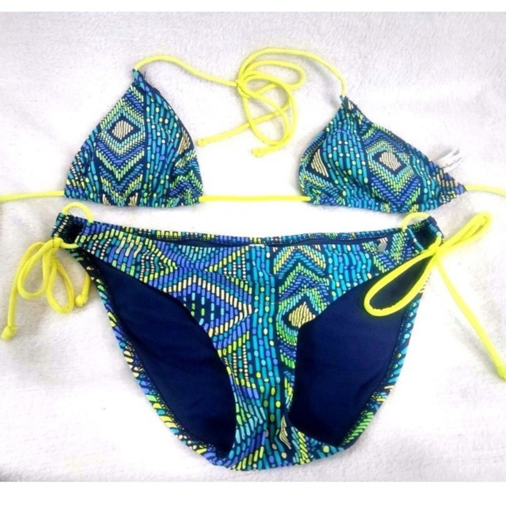 American Eagle Outfitters Aztec bathing suit small